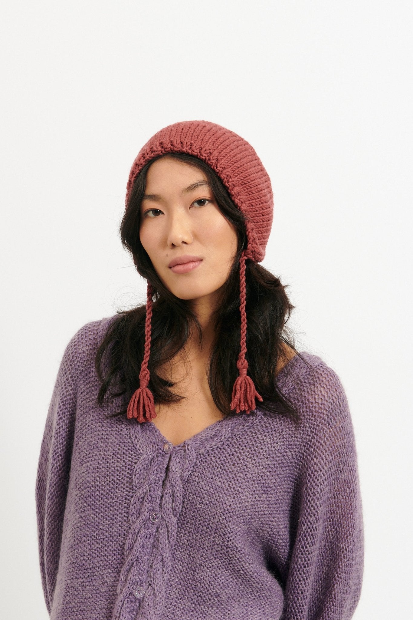 Bonnet Beguin Tricoté Main Bois de Rose - Woolly Mallow
