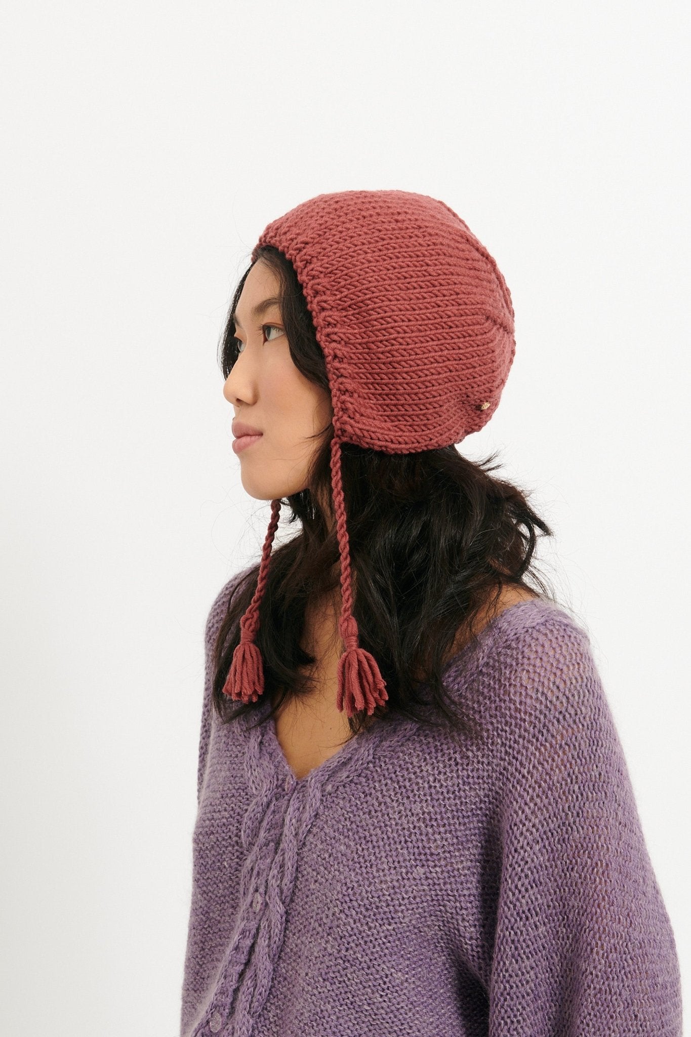 Bonnet Beguin Tricoté Main Bois de Rose - Woolly Mallow