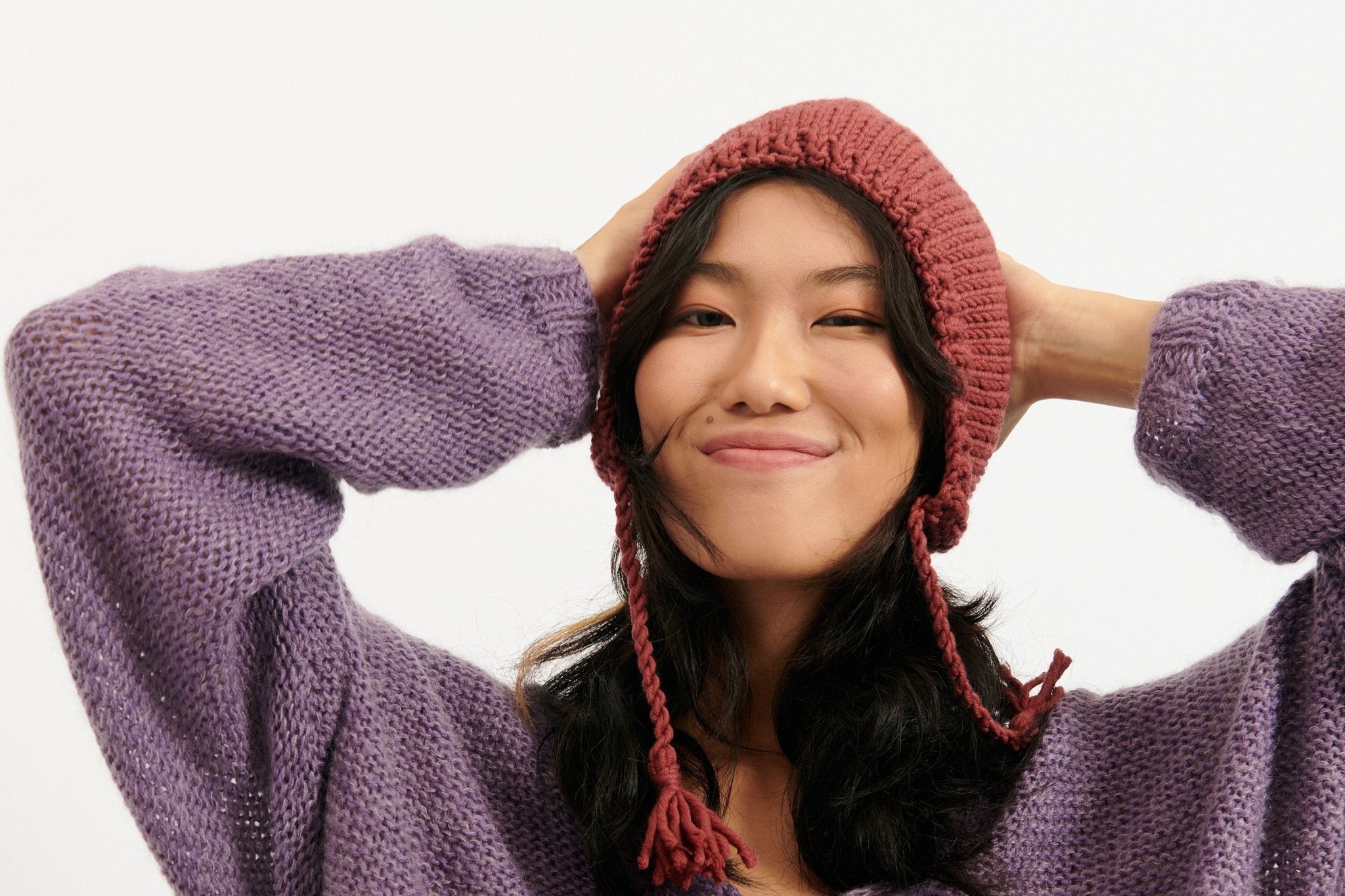 Bonnet Beguin Tricoté Main Bois de Rose - Woolly Mallow