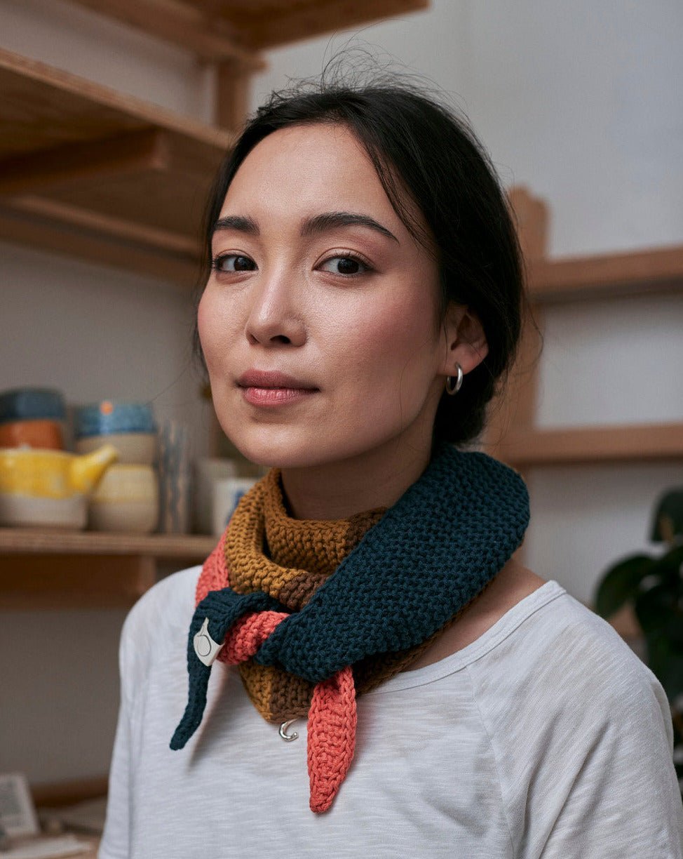 Echarpe Annie tricotée main - Woolly Mallow